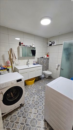 דירה למכירה 4 חדרים בלוד סמטת שלמה המלך שלמה המלך 