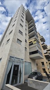 דירה למכירה 5 חדרים בנתניה דרך רזיאל מרכז 