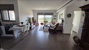 דירה למכירה 4 חדרים בהרצליה עובדיה יוסף גליל ים 