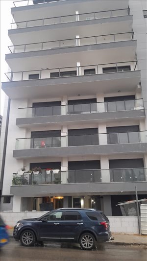 דירה למכירה 3 חדרים בבת ים ההגנה 