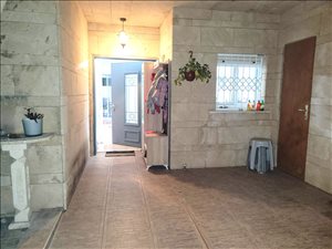 דירת גן למכירה 6 חדרים בחדרה עין זיוון 