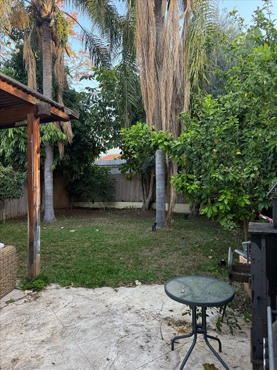תמונה 3 ,דו משפחתי 4.5 חדרים למכירה בגן יבנה, הורד , נאות הפרחים