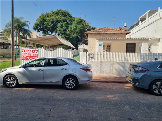 תמונה 5 ,בית פרטי 3 חדרים למכירה ברעננה, קארו, קרית שז``ר