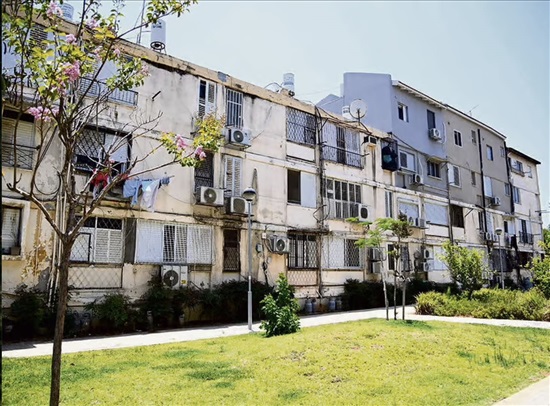 תמונה 1 ,דירה 4 חדרים למכירה בקרית עקרון, הרצל, הרצל
