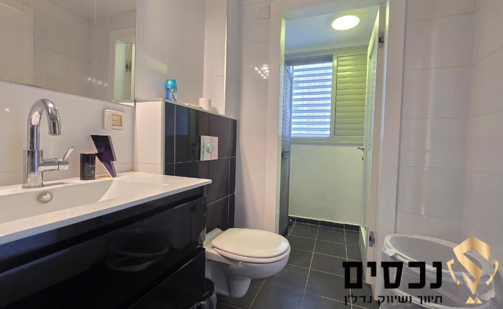 תמונה 1, דירה 5 חדרים למכירה בפתח תקווה, יוני נתניהו, אם המושבות