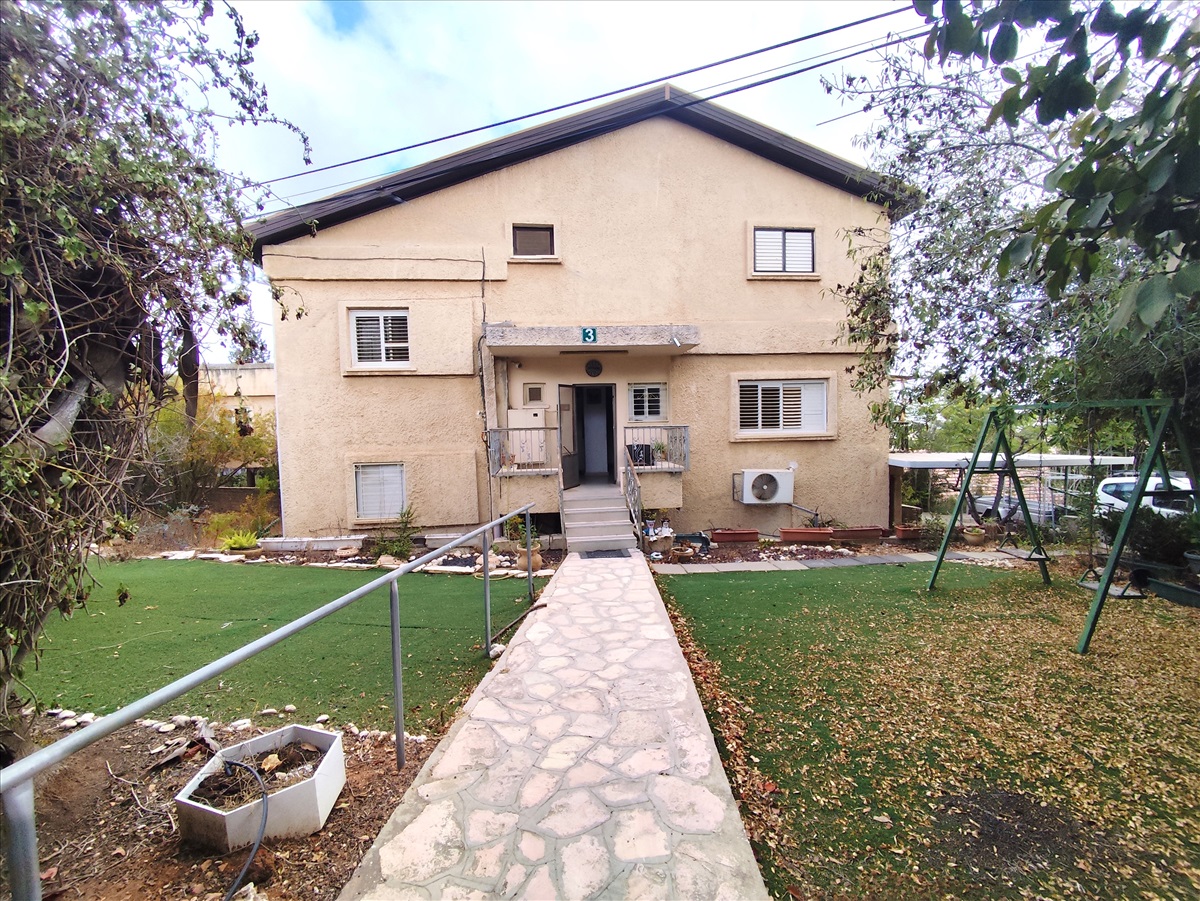 תמונה 1, בית פרטי 9 חדרים למכירה בנווה צוף, שבעת המינים, חלמיש