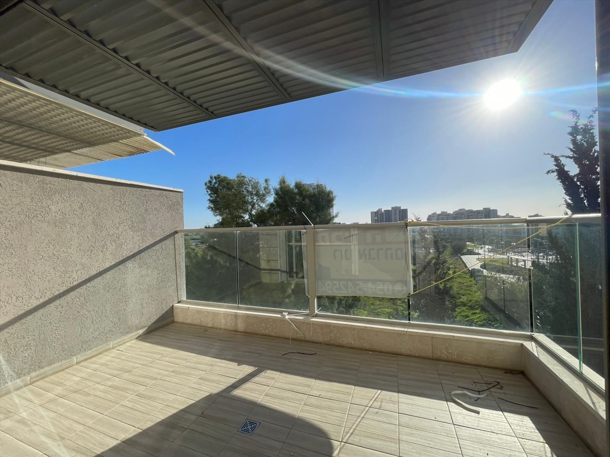 תמונה 1, דירה 4 חדרים למכירה באשקלון, בקעת סיירים, אגמים