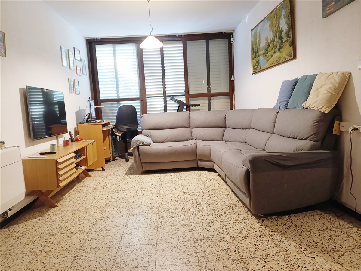 תמונה 1, דירה 3 חדרים למכירה בפתח תקווה, הצנחנים, שעריה