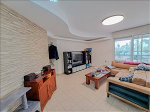דירה למכירה 4 חדרים בנשר המעפילים גבעת נשר 