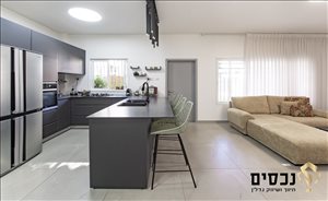 דירה למכירה 1 חדרים בפתח תקווה הרב שקדי 1 