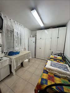 דירה למכירה 4 חדרים באור יהודה שדרות בן גוריון נווה סביון 