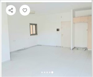 דירה למכירה 4 חדרים בחולון קריית שמונה 