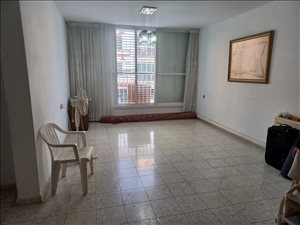 דירה למכירה 4 חדרים בחולון אבן עזרא חולון 