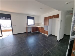 דירה למכירה 6 חדרים בגבעת שמואל יצחק שמיר 