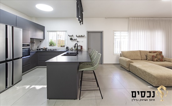 תמונה 1 ,דירה 1 חדרים למכירה בפתח תקווה, הרב שקדי 1, מחנה יהודה