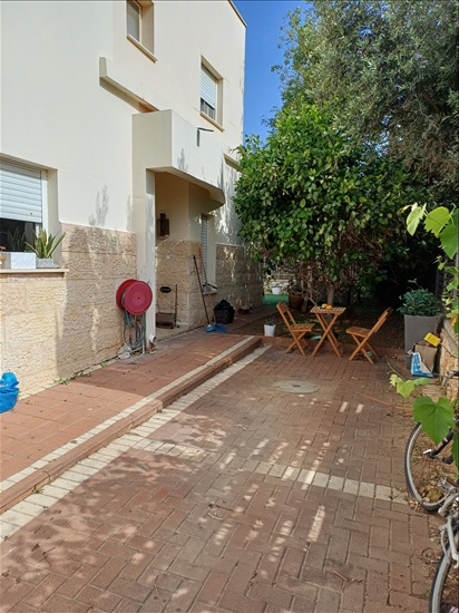 תמונה 4 ,דו משפחתי 6 חדרים למכירה בעתלית, ציבעוני, שכונת הפרחים