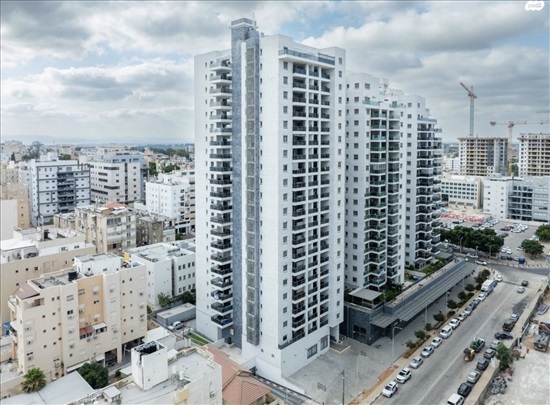 תמונה 7 ,דירת גן 4 חדרים למכירה בחדרה, מלחמת ששת הימים, מרכז העיר