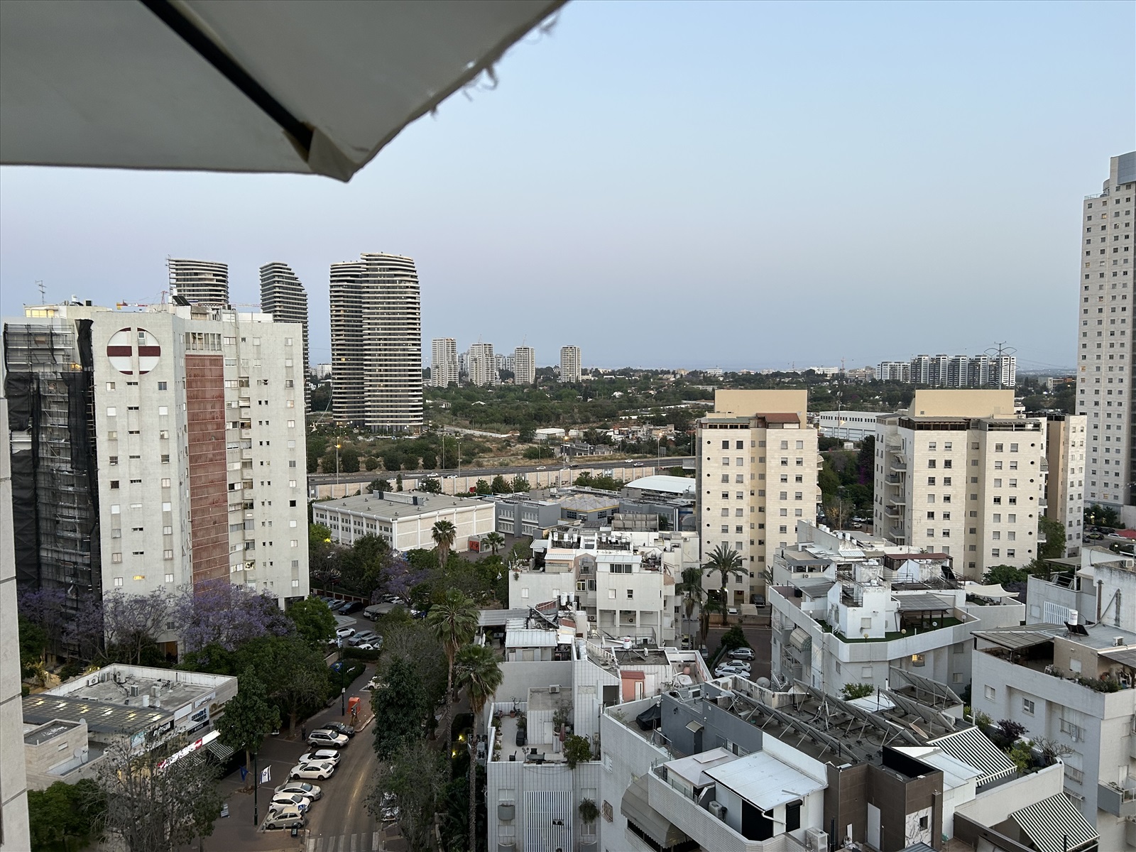 תמונה 1, דירה 5 חדרים למכירה ברמת גן, הכבאים, ערמונים 