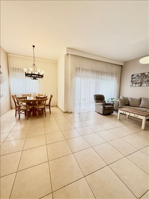 דו משפחתי למכירה 5.5 חדרים בבית חשמונאי העינב הרחבה 