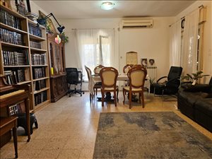 דירה למכירה 4 חדרים בירושלים מנדלי מוכר ספרים 