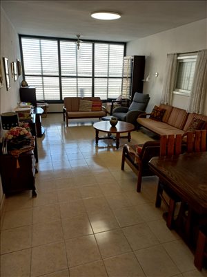 דירה למכירה 4 חדרים בראשון לציון כצנלסון 