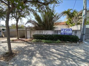 בית פרטי למכירה 2.5 חדרים בכפר סבא אברבנאל  