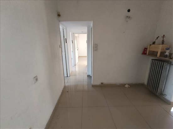 תמונה 7 ,דירה 4 חדרים למכירה בירושלים, הרב צבי יהודה, קרית משה
