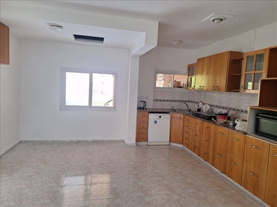 תמונה 3 ,בית פרטי 4.5 חדרים למכירה בכפר מסריק, אורן, מול השדות