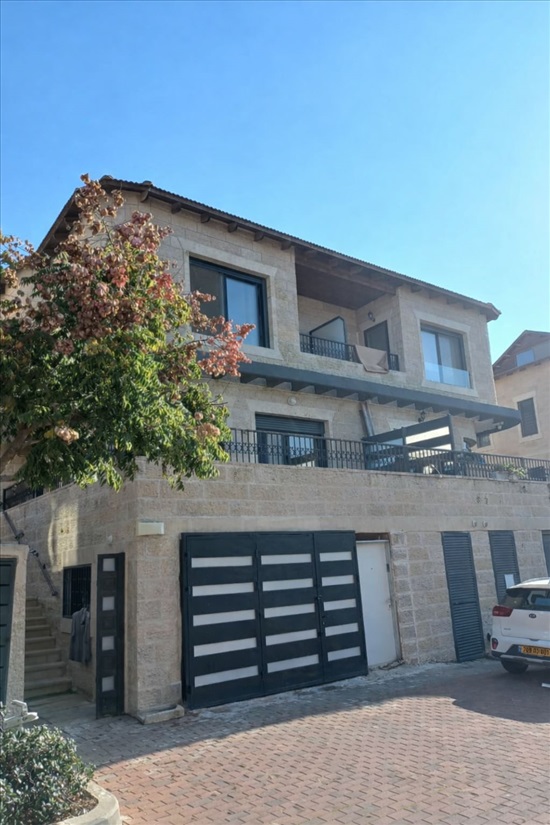 תמונה 1 ,דו משפחתי 6 חדרים למכירה בצור הדסה, מרווה, הר כתרון