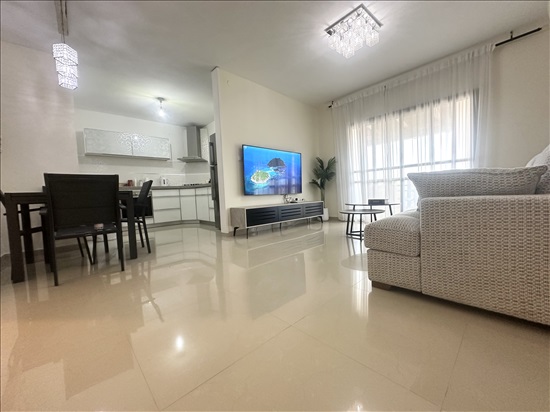 תמונה 2 ,דירה 4 חדרים למכירה בקרית שמונה, שדרות האצ''ל, האצ״ל