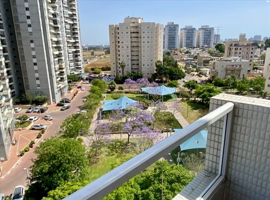 תמונה 3 ,דירה 3.5 חדרים למכירה בנתניה, אברהם אבן עזרא, רמת חן