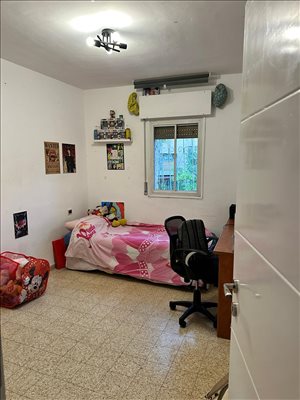 דירה למכירה 4.5 חדרים בירושלים שלמה בן יוסף 