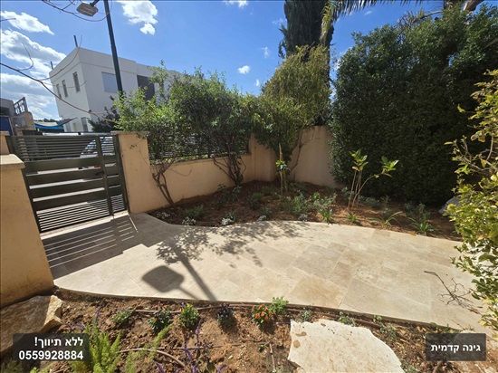 תמונה 12 ,דו משפחתי 5 חדרים למכירה בכפר יונה, פלמ''ח, בני ביתך
