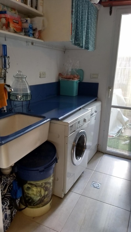 תמונה 3 ,דו משפחתי 5 חדרים למכירה ביסעור, יסעור, יסעור