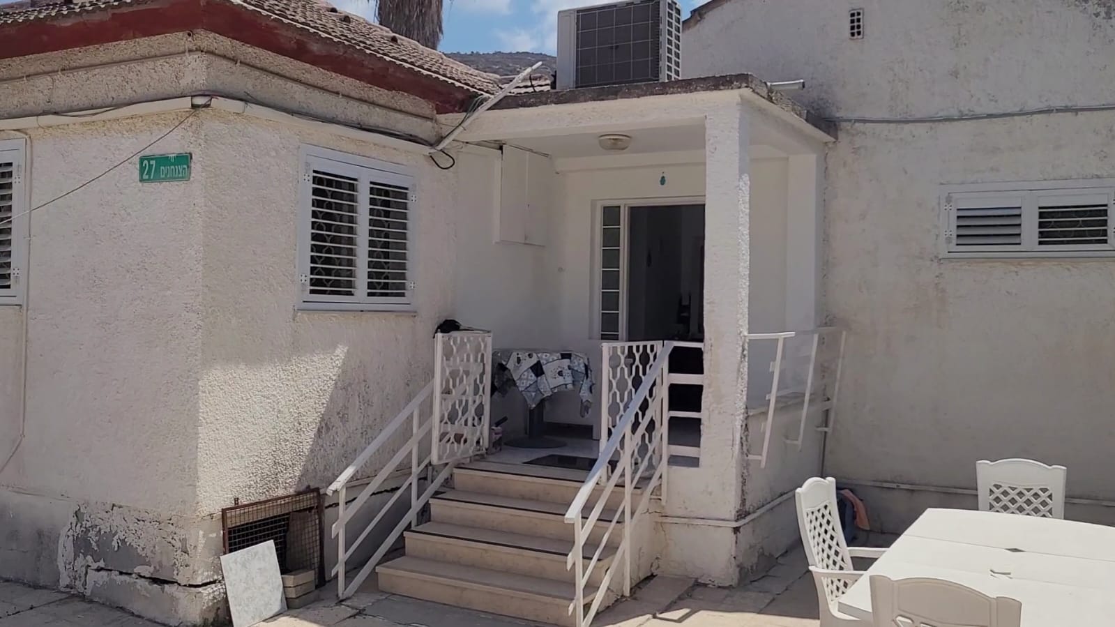 תמונה 2, דו משפחתי 5 חדרים למכירה בטירת כרמל, הצנחנים, 27