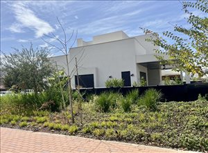 דו משפחתי למכירה 6 חדרים באושה אושה 