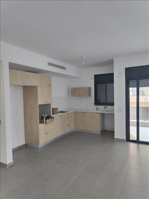 דירה למכירה 3.5 חדרים ברמת גן חצור 