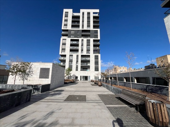 תמונה 2 ,דירה 4 חדרים למכירה בנתניה, ישראל זנגוויל, מרכז