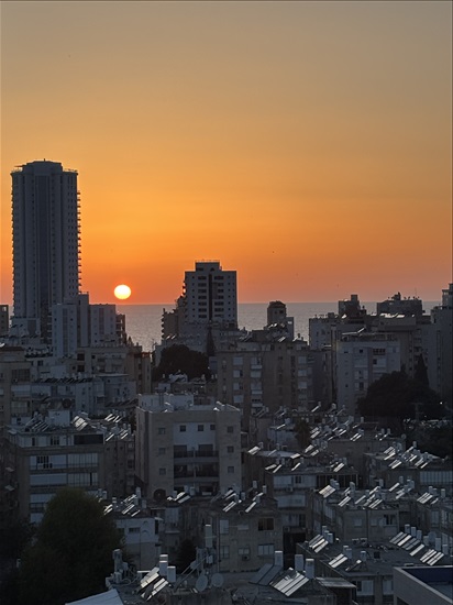 תמונה 1 ,דירה 4 חדרים למכירה בנתניה, ישראל זנגוויל, מרכז