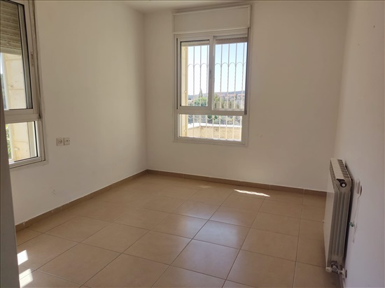 תמונה 4 ,דירה 4 חדרים למכירה בגבעת זאב, רקפת, משה"ב