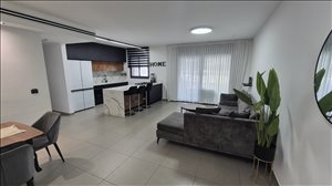 דירה למכירה 5 חדרים בקרית גת רבקה אמנו 