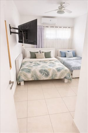 דירה למכירה 3.5 חדרים בבת ים אלי כהן 