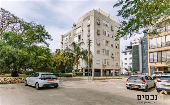 תמונה 6 ,דירה 4.5 חדרים למכירה בפתח תקווה, יצחק בן צבי 1, כפר גנים ב