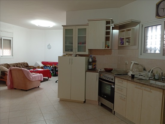 תמונה 6 ,דירת גן 2 חדרים למכירה בחדרה, הרב ניסים , גבעת אולגה