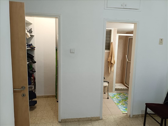 תמונה 6 ,דירה 5 חדרים למכירה בטבריה, אליהו גולומב, שיכון עובדים