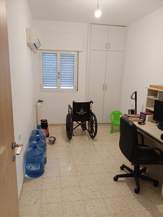 תמונה 9 ,דירה 5 חדרים למכירה בטבריה, אליהו גולומב, שיכון עובדים