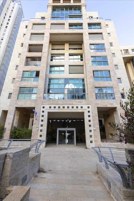 תמונה 6 ,דירה 4 חדרים למכירה בירושלים, אברהם פררה, הולילנד