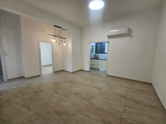 תמונה 1 ,דירה 3 חדרים למכירה בחיפה, ארלוזורוב, אדר