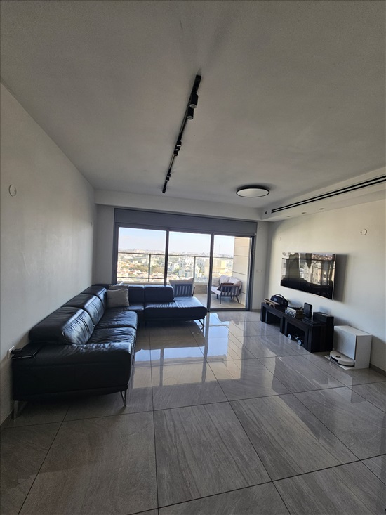 תמונה 1 ,מיני פנטהאוז 5 חדרים למכירה ביבנה, המפרש, נאות רבין