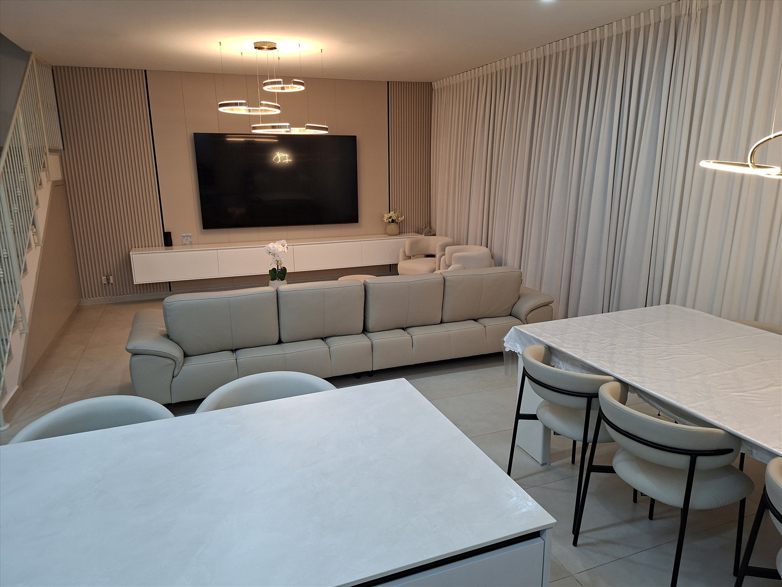 תמונה 2, דו משפחתי 6 חדרים למכירה בגבעות עדן, שורק, 115
